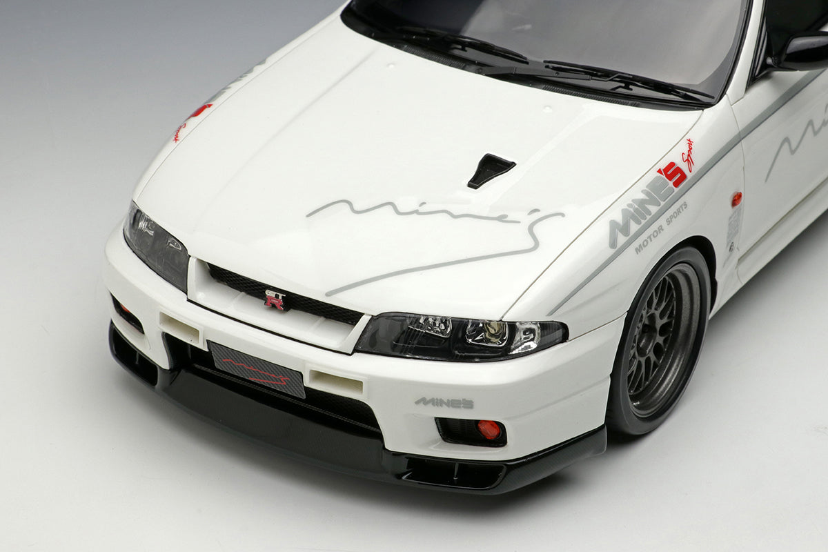 Make Up Co., Ltd / Eidolon 1:18 Nissan Skyline GT-R (BCNR33) Mine's BUILT BY LEGENDS Edition