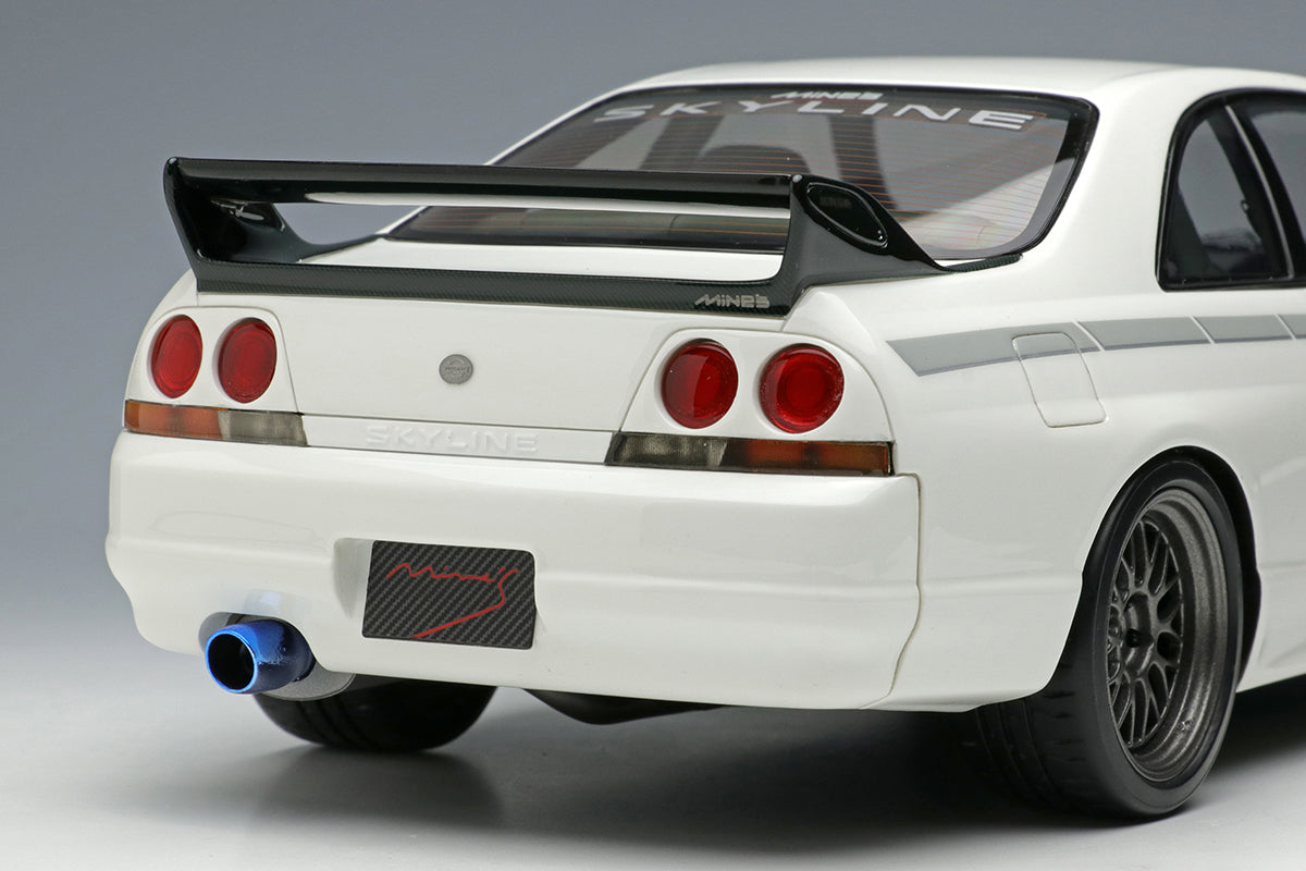 Make Up Co., Ltd / Eidolon 1:18 Nissan Skyline GT-R (BCNR33) Mine's BUILT BY LEGENDS Edition