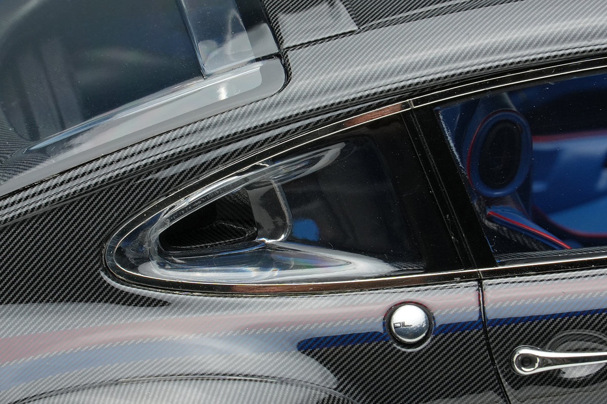 Make Up Co., Ltd / Eidolon 1:18 Porsche 911 DLS 2023 in Visible Carbon