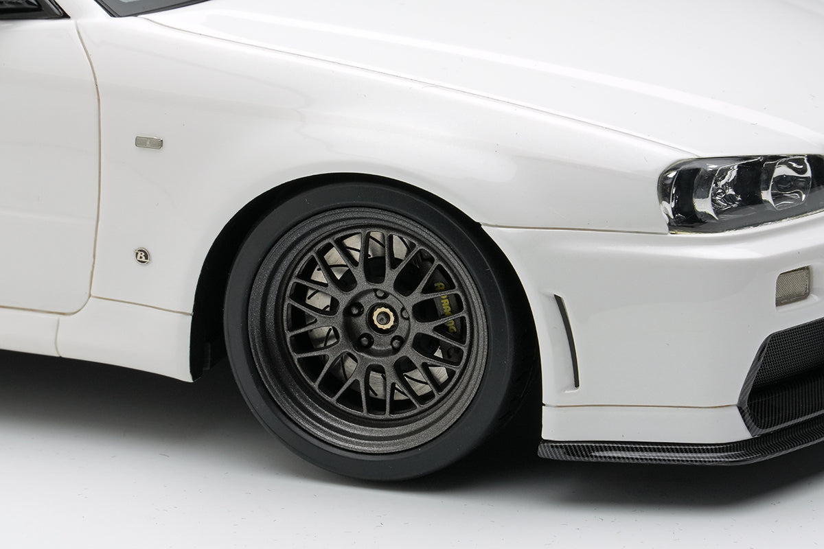 *PREORDER* Make Up Co., Ltd / Eidolon 1:18 Nissan Skyline GT-R (BNR34) BUILT BY LEGENDS Mine's