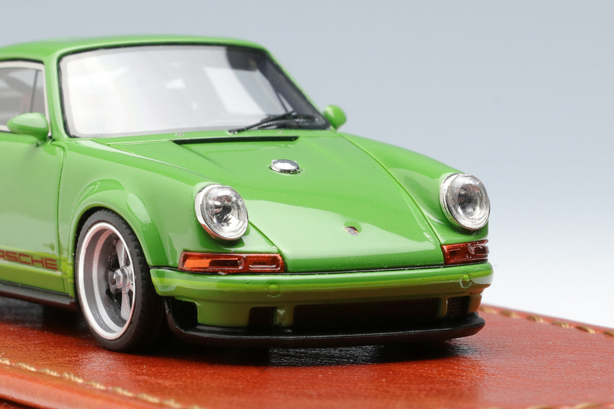 Make Up Co., Ltd / Titan 64 1:64 Porsche 911 (964) Singer DLS