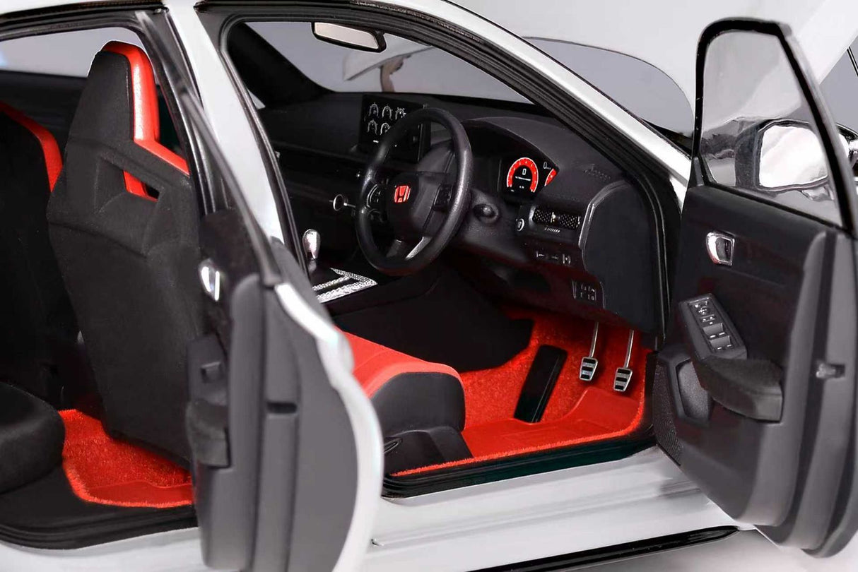 MotorHelix 1:18 Honda Civic Type-R (FL5) Sonic Grey Pearl