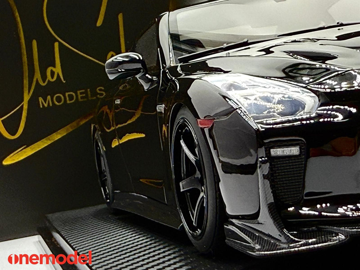 *PREORDER* One Model 1:18 Nissan GT-R R35 Custom Edition in Glossy Black