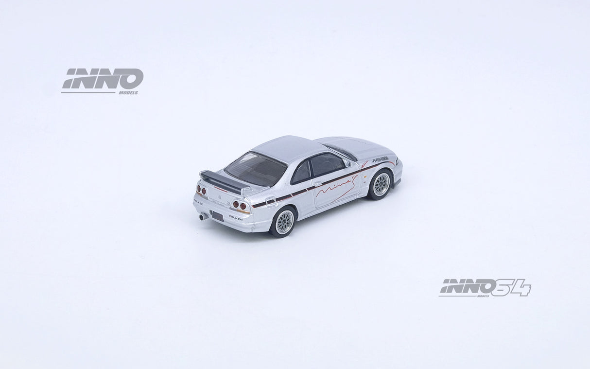 INNO64 1:64 Nissan Skyline GT-R (R33) "TUNED BY MINE'S" in Silver