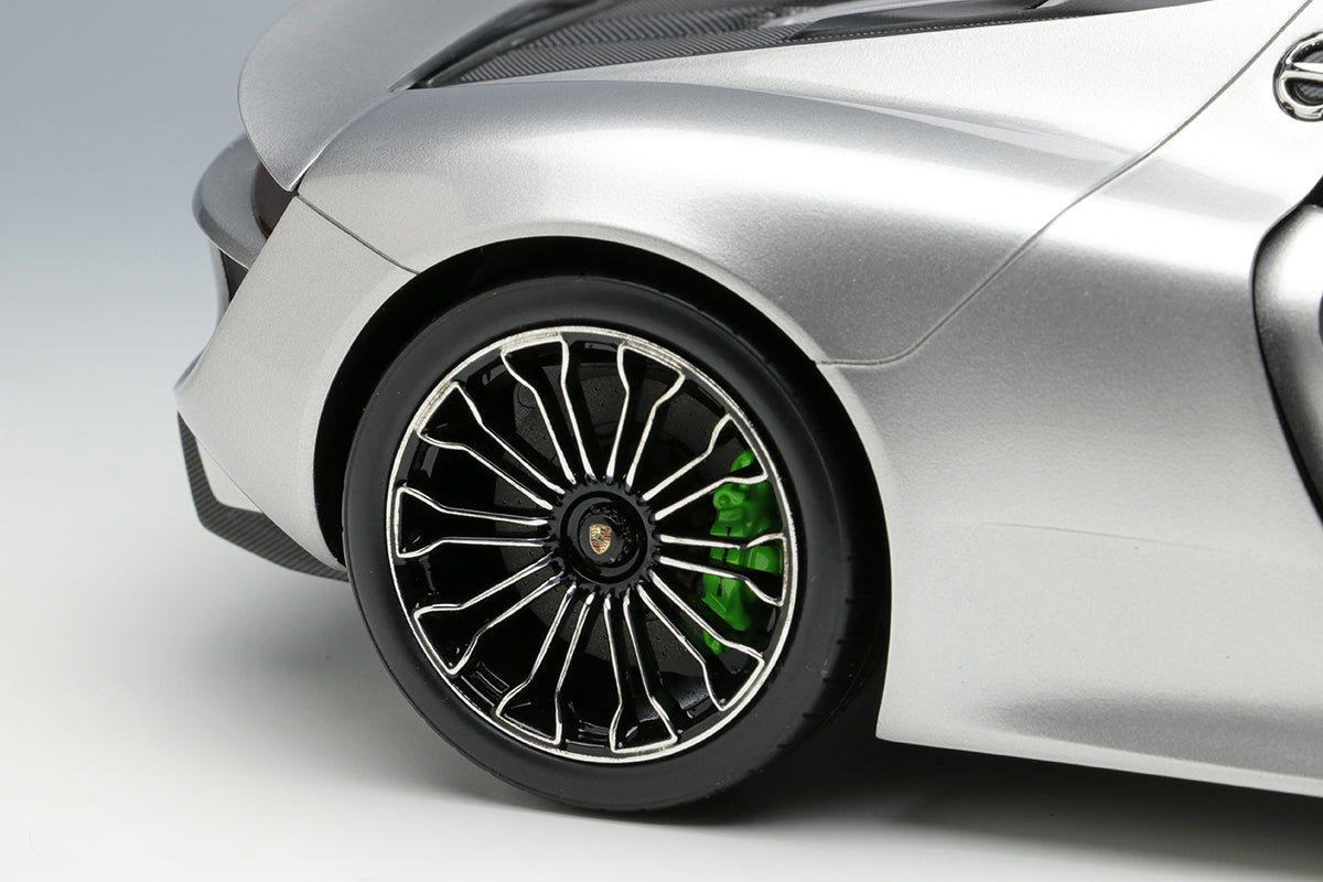 Make Up Co., Ltd / Eidolon 1:18 Porsche 918 Spyder 2011