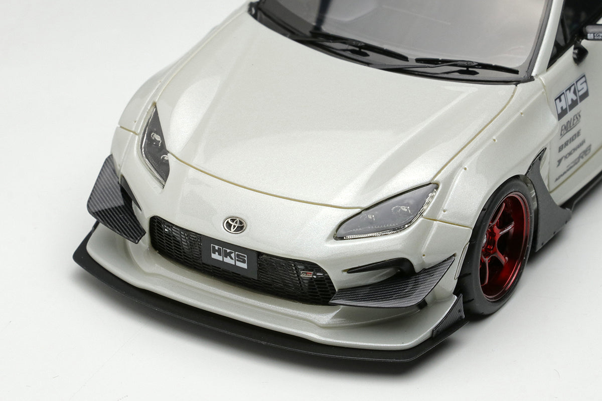Make Up Co., Ltd. / EIDOLON 1:43 Toyota GR86 Type-R HKS Driving Performer Edition