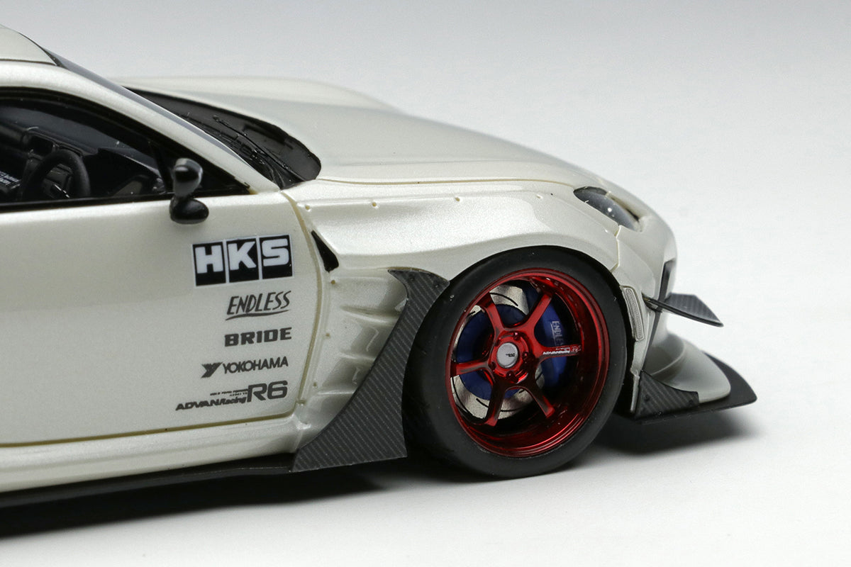 Make Up Co., Ltd. / EIDOLON 1:43 Toyota GR86 Type-R HKS Driving Performer Edition