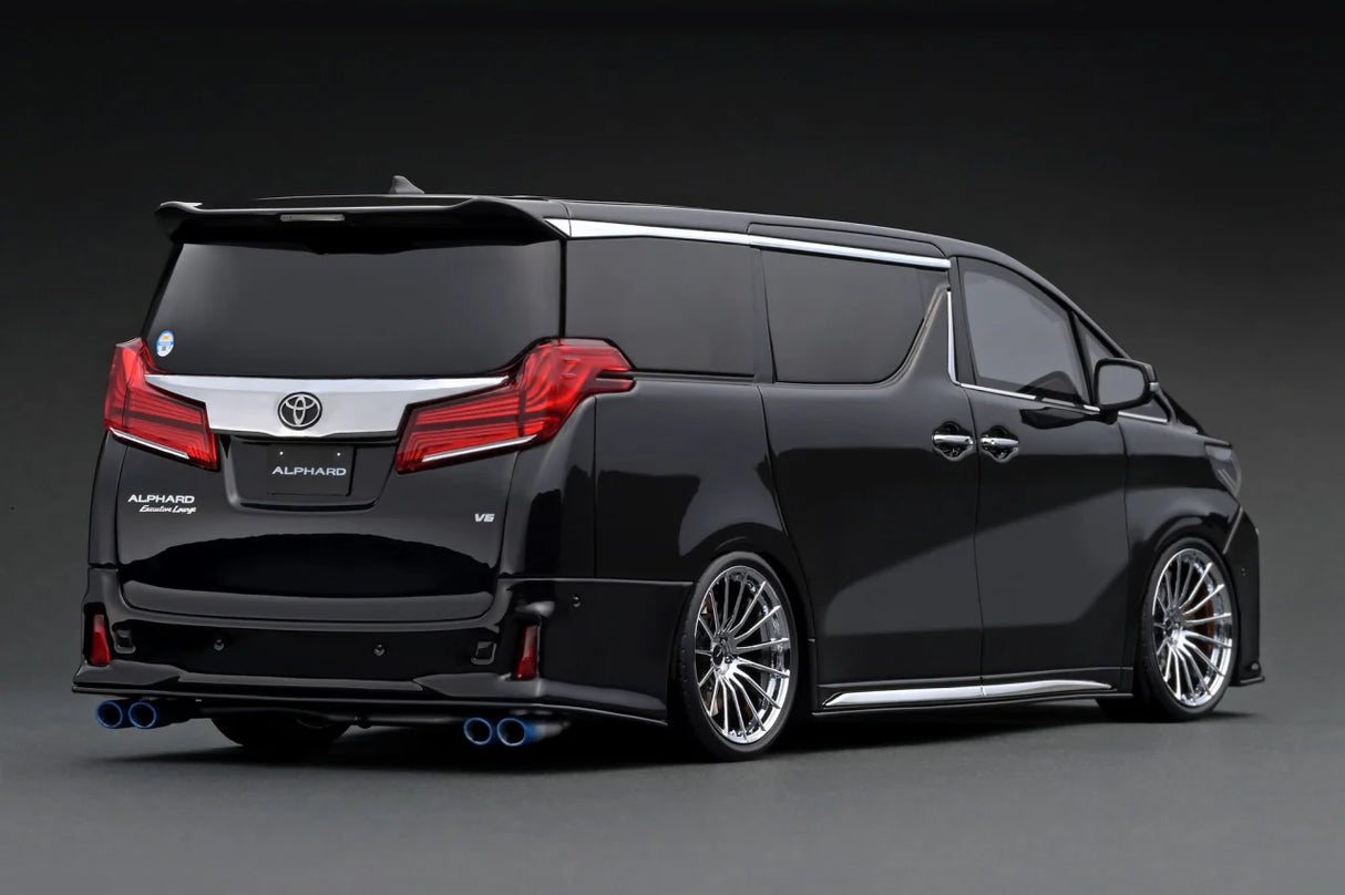 Ignition Model 1:18 Toyota Alphard (H30W) Executive Lounge S in Black