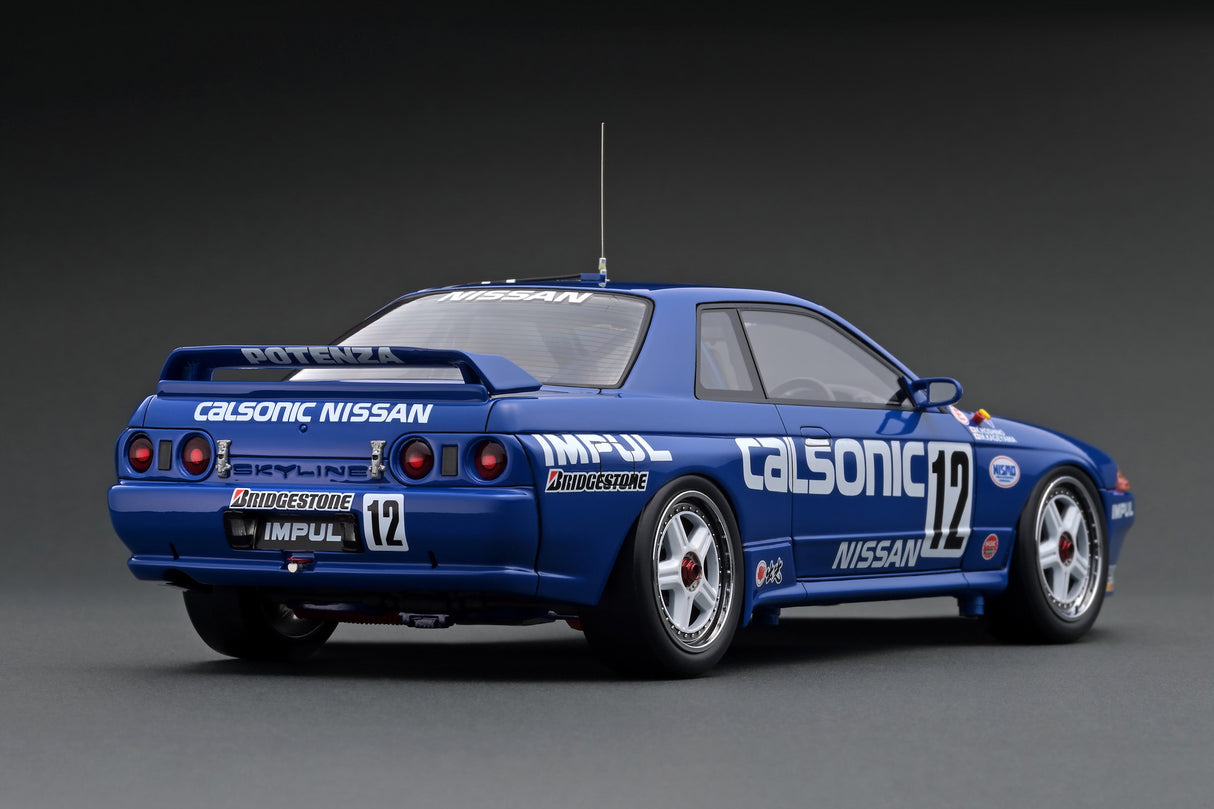 Ignition Model 1:18 Nissan Skyline GT-R (BNR32) CALSONIC #12 1992 JTC with Mr. Hoshino Figure