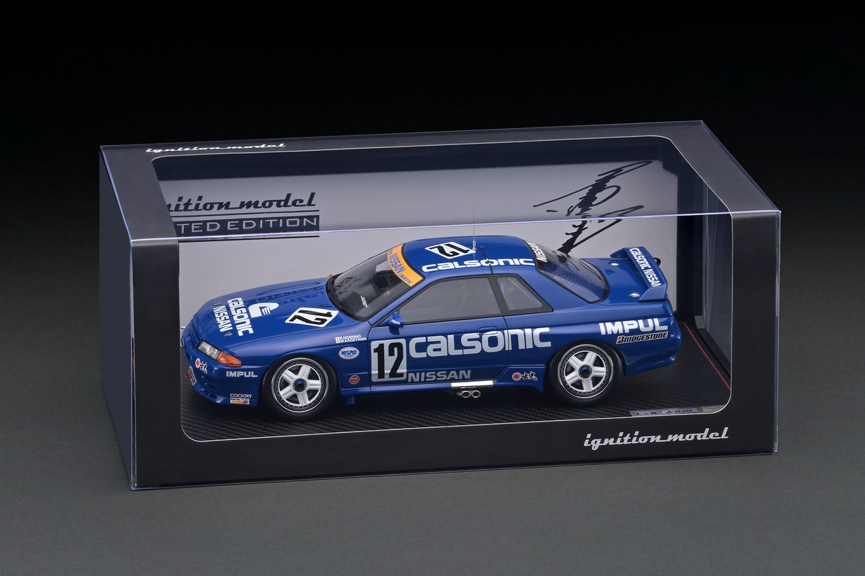 Ignition Model 1:18 Nissan Skyline GT-R (BNR32) CALSONIC #12 1992 JTC with Mr. Hoshino Figure