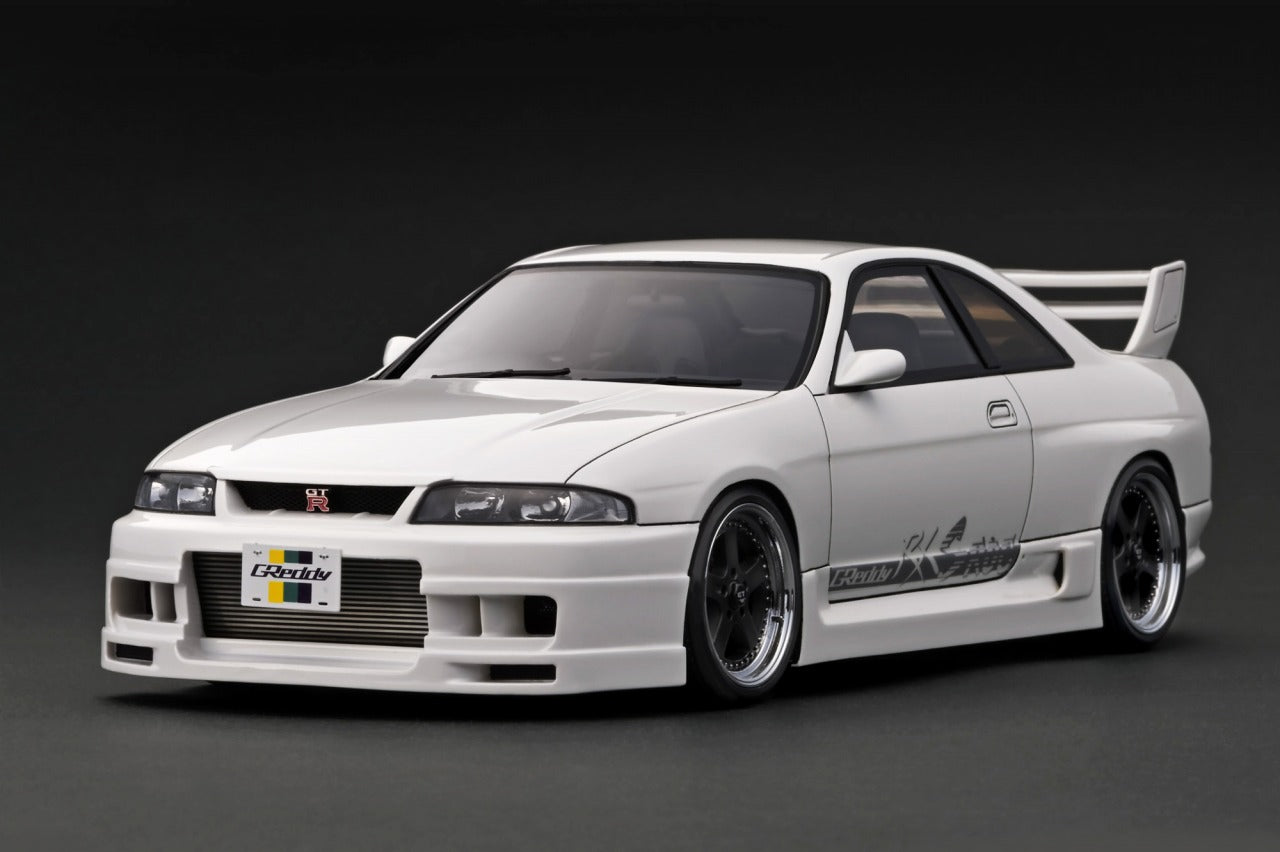 Ignition Model 1:18 Nissan Skyline (BNCR33) GT-R GReddy Version in Pea