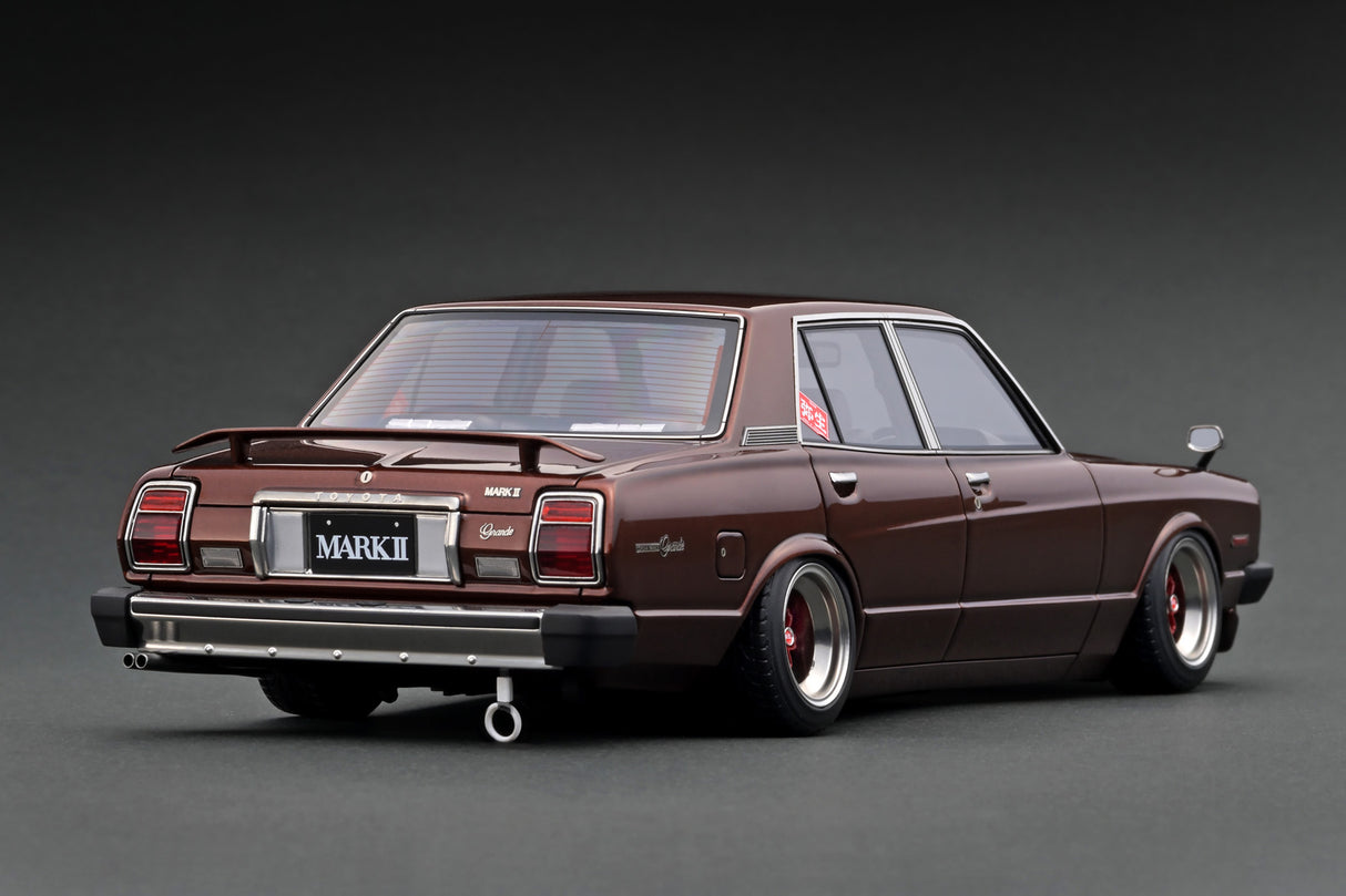 Ignition Model 1:18 Toyota Mark II Sedan Grande (MX41) in Brown Metallic