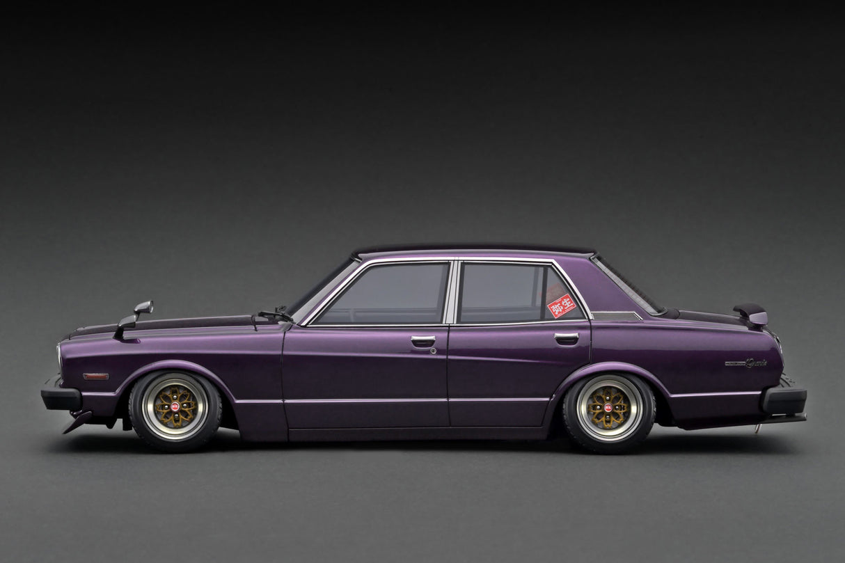 Ignition Model 1:18 Toyota Mark II Sedan Grande (MX41) in Purple Metallic