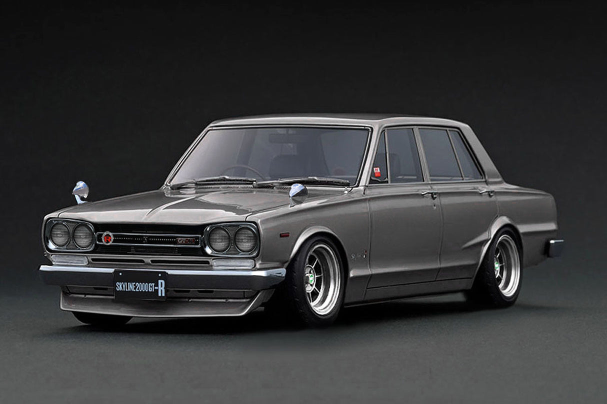 Ignition Model 1:18 Nissan Skyline 2000 GT-R (PGC10) in Silver