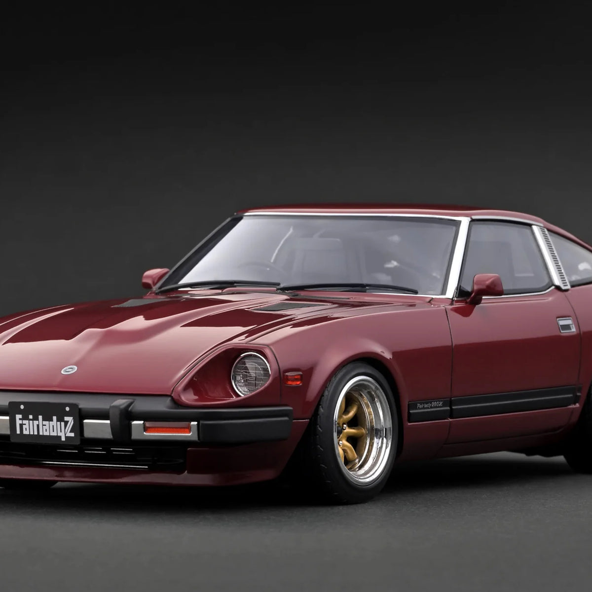 ignitionmodel　1/18　ニッサン フェアレディZ S30 1/18 Ignition Model Nissan Fairlady Z (S30) Star Road (Red