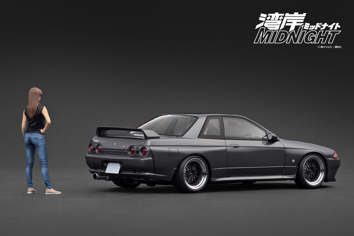 *PREORDER* Ignition Model 1:18 Nissan Skyline GT-R (R32) Gun Metallic 湾岸MIDNIGHT Reina's R with Ms. Reina Akikawa Figure