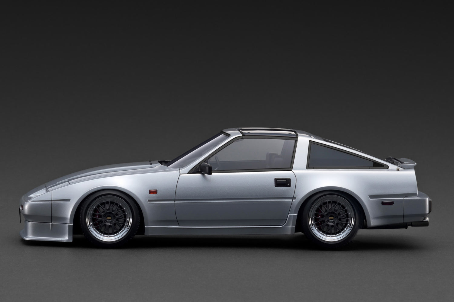 *PREORDER* Ignition Model 1:18 Nissan Fairlady Z 2-Seater 300ZR (Z31) in Silver