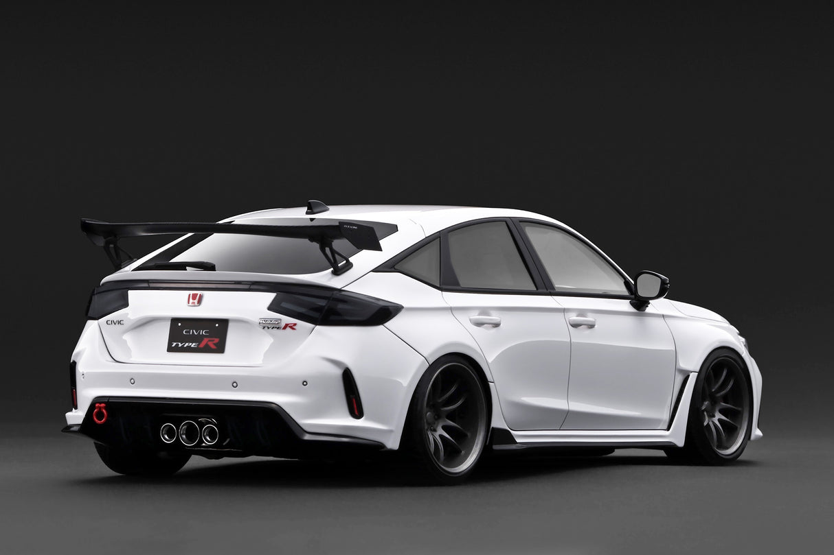 *PREORDER* Ignition Model 1:18 Honda Civic Type-R J'S Racing (FL5) in White