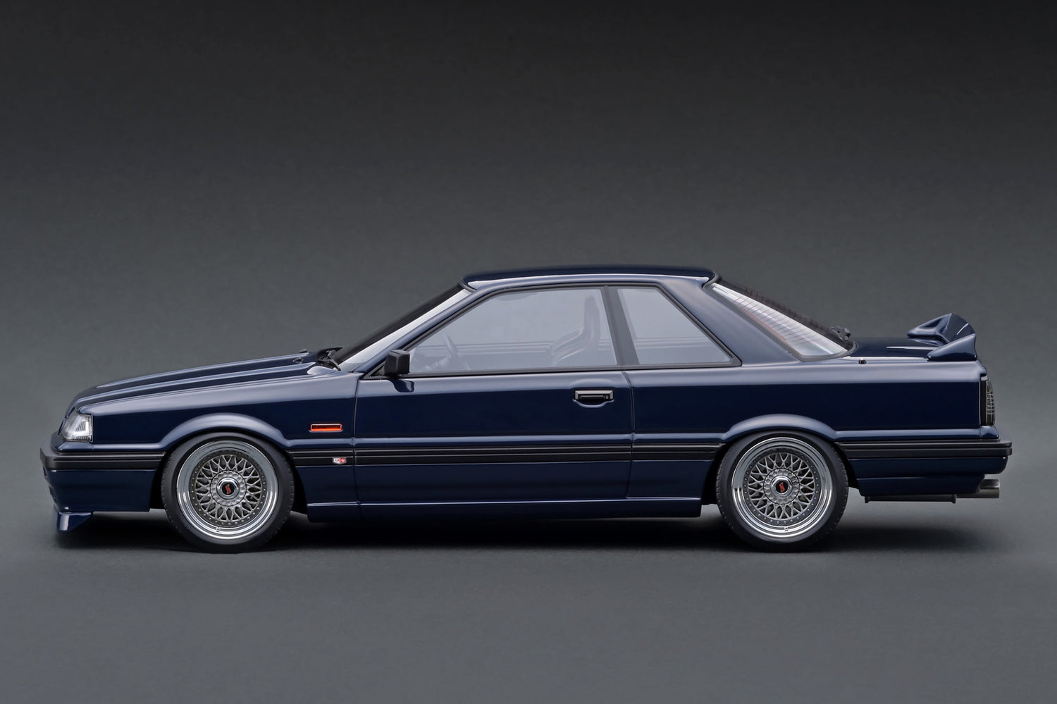*PREORDER* Ignition Model 1:18 Nissan Skyline GTS-R (R-31) Blue Black