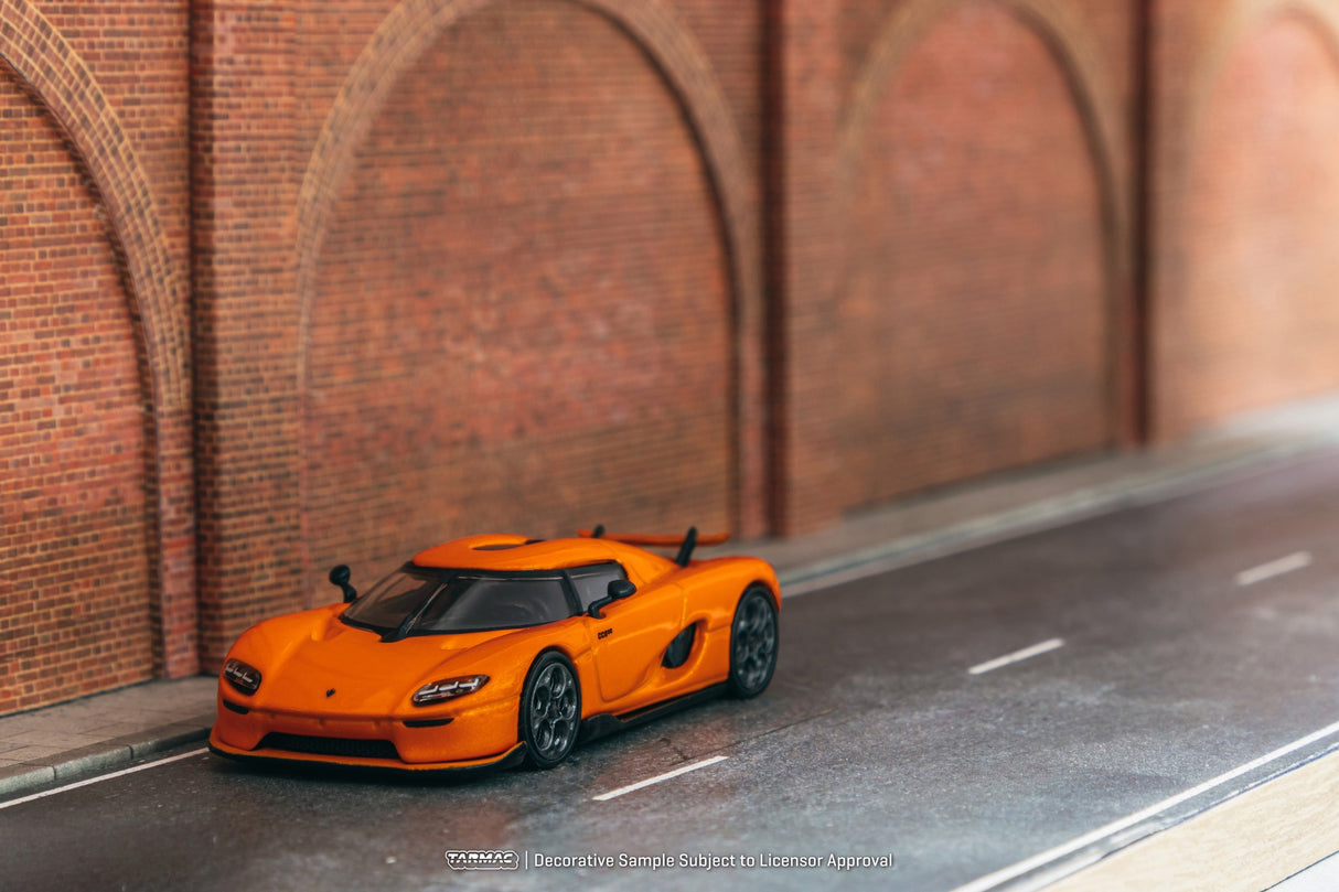 Tarmac Works 1:64 Koenigsegg CC850 in Orange