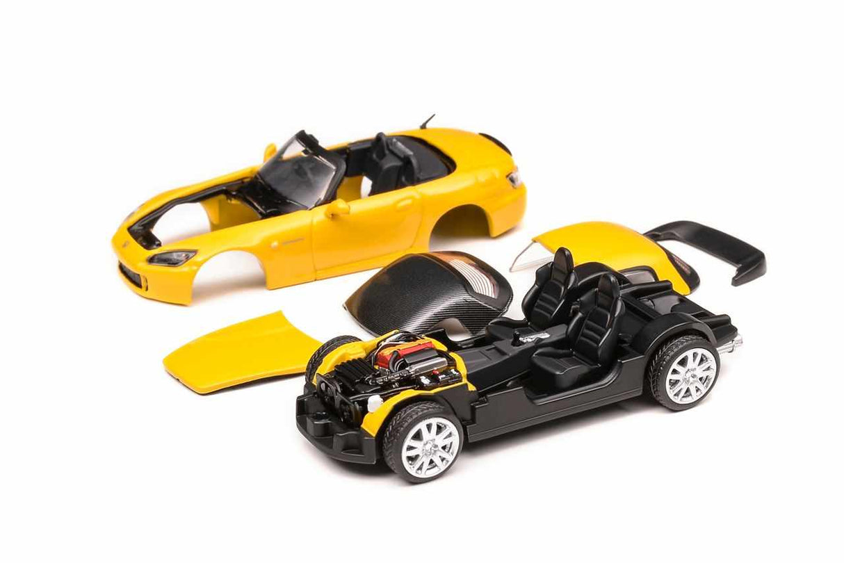 MotorHelix 1:64 Honda S2000 (AP2) in Indy Yellow Pearl