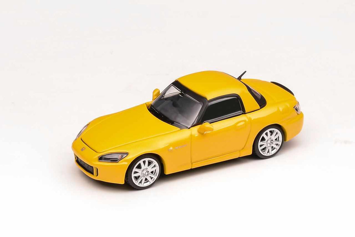 MotorHelix 1:64 Honda S2000 (AP2) in Indy Yellow Pearl