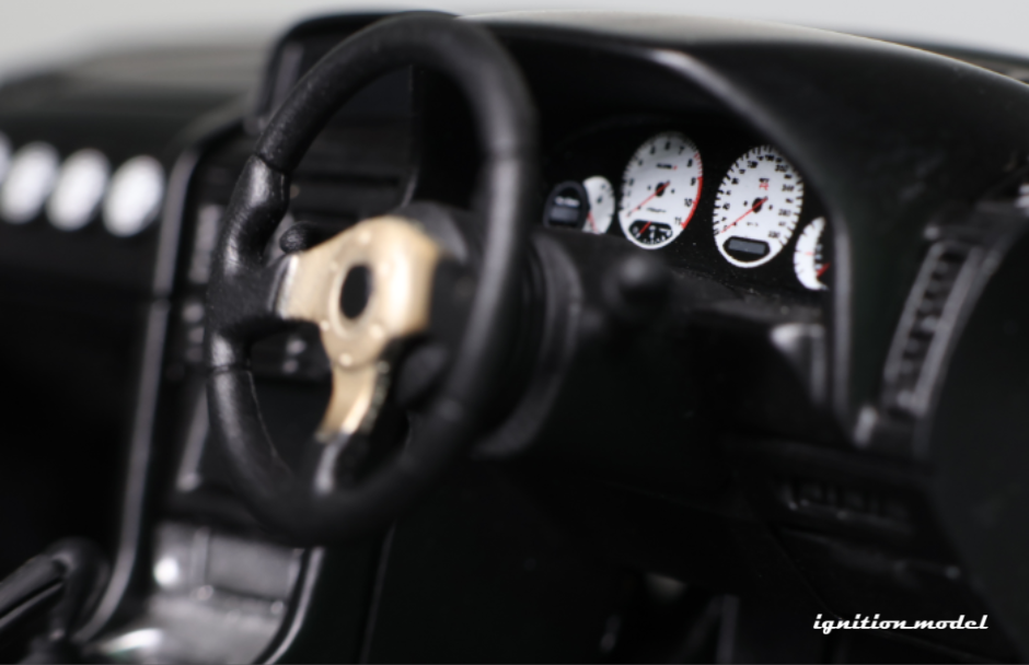 Ignition Model 1:18 Nissan Skyline (R34) GT-R TOP SECRET in Gold