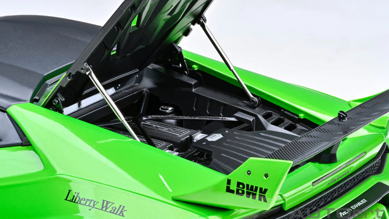 AUTOart 1:18 Lamborghini Huracan GT LBWK Silhouette Works in Pearl Green