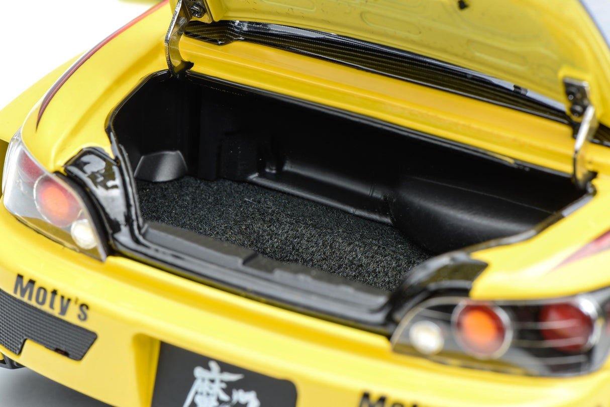 *PREORDER* MotorHelix 1:18 Honda S2000 J's Racing Maou 2013 in Maou Livery