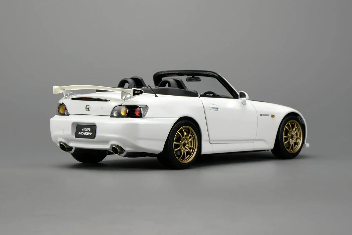 MotorHelix 1/18 Honda S2000 (AP2) MUGEN in Platinum White Pearl