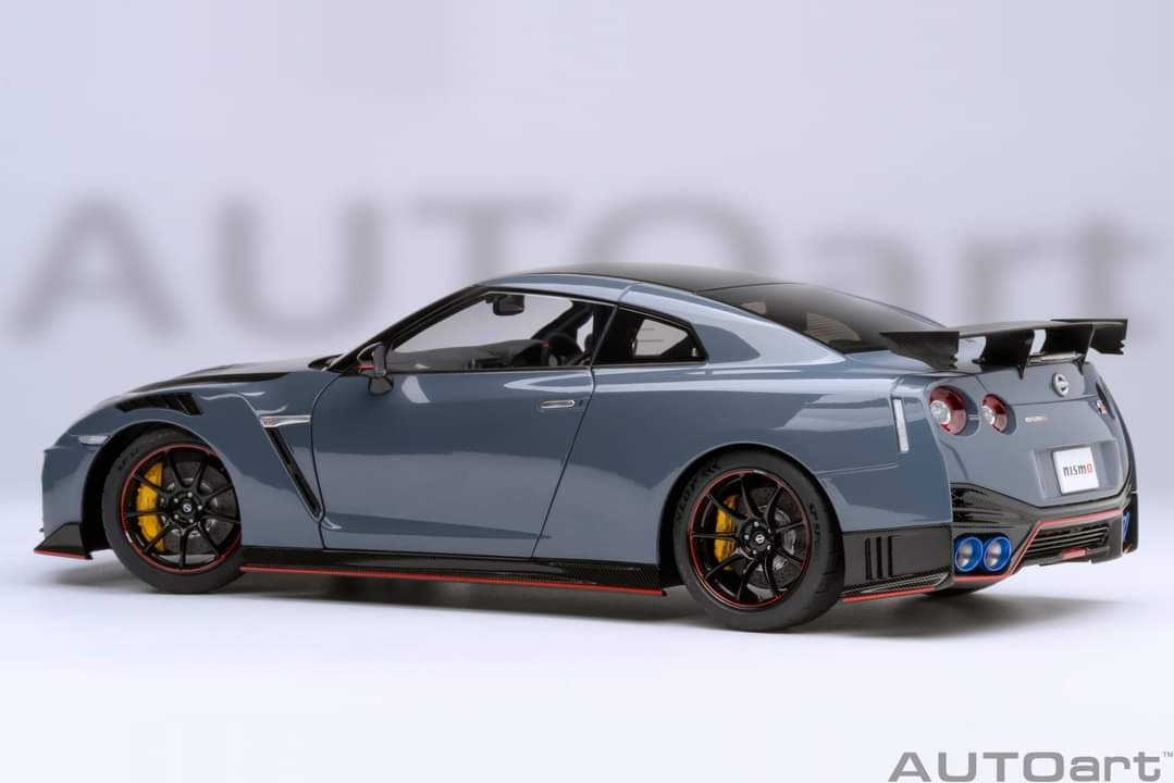 AUTOart 1:18 Nissan GT-R (R35) NISMO 2022 Special Edition in Nismo Stealth Gray