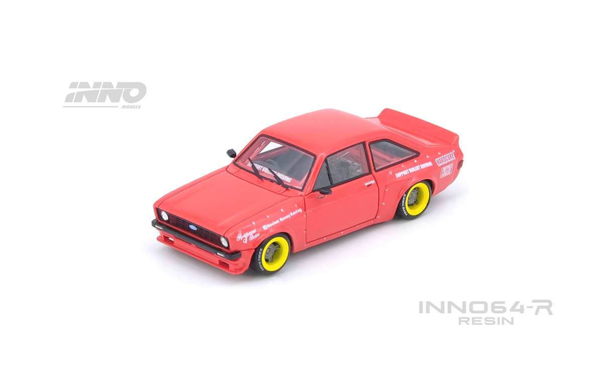 *PREORDER* INNO64 1:64 Ford Escort MK2 PANDEM "EMOTION" RETRO HAVOC in Red