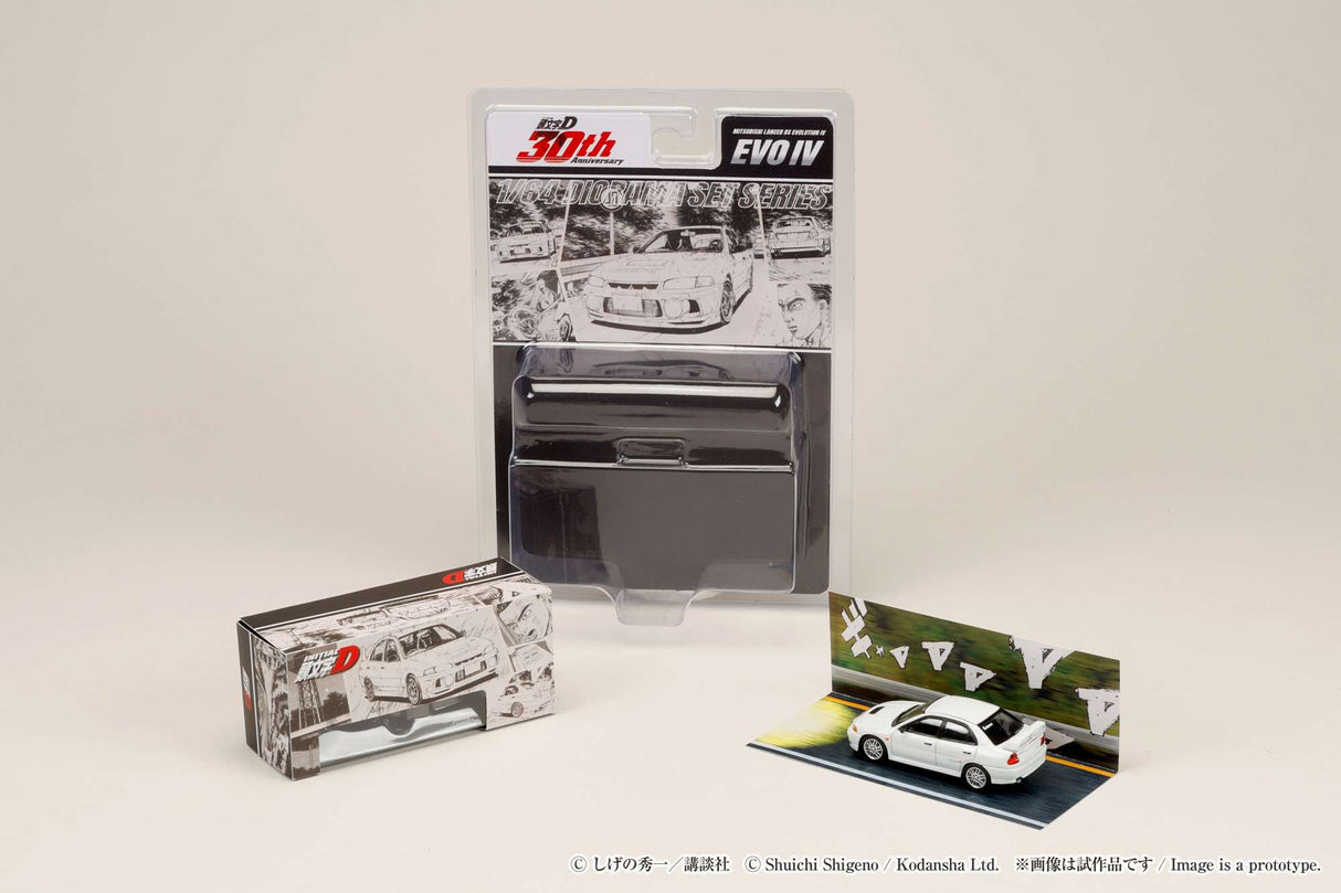 *PREORDER* Hobby Japan 1:64 Mitsubishi Lancer RS Evolution III / INITIAL D Seiji Iwaki VS Takumi Fujiwara