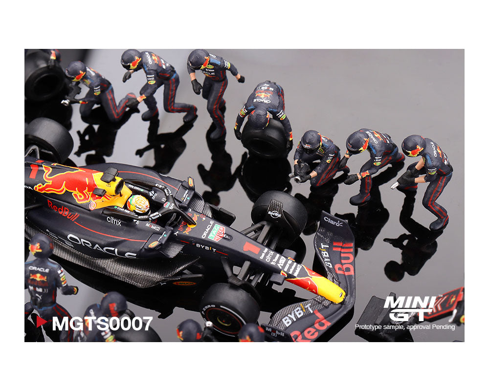 MINIGT 1:64 Oracle Red Bull Racing RB18 #1 Max V. 2022 Abu Dhabi GP Pit Crew Set