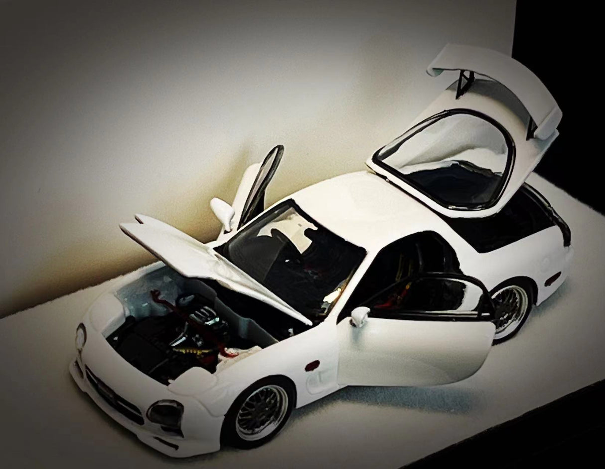 PGM Models 1:64 Mazda RX-7 (FD3S) in White Standard Square Base Version