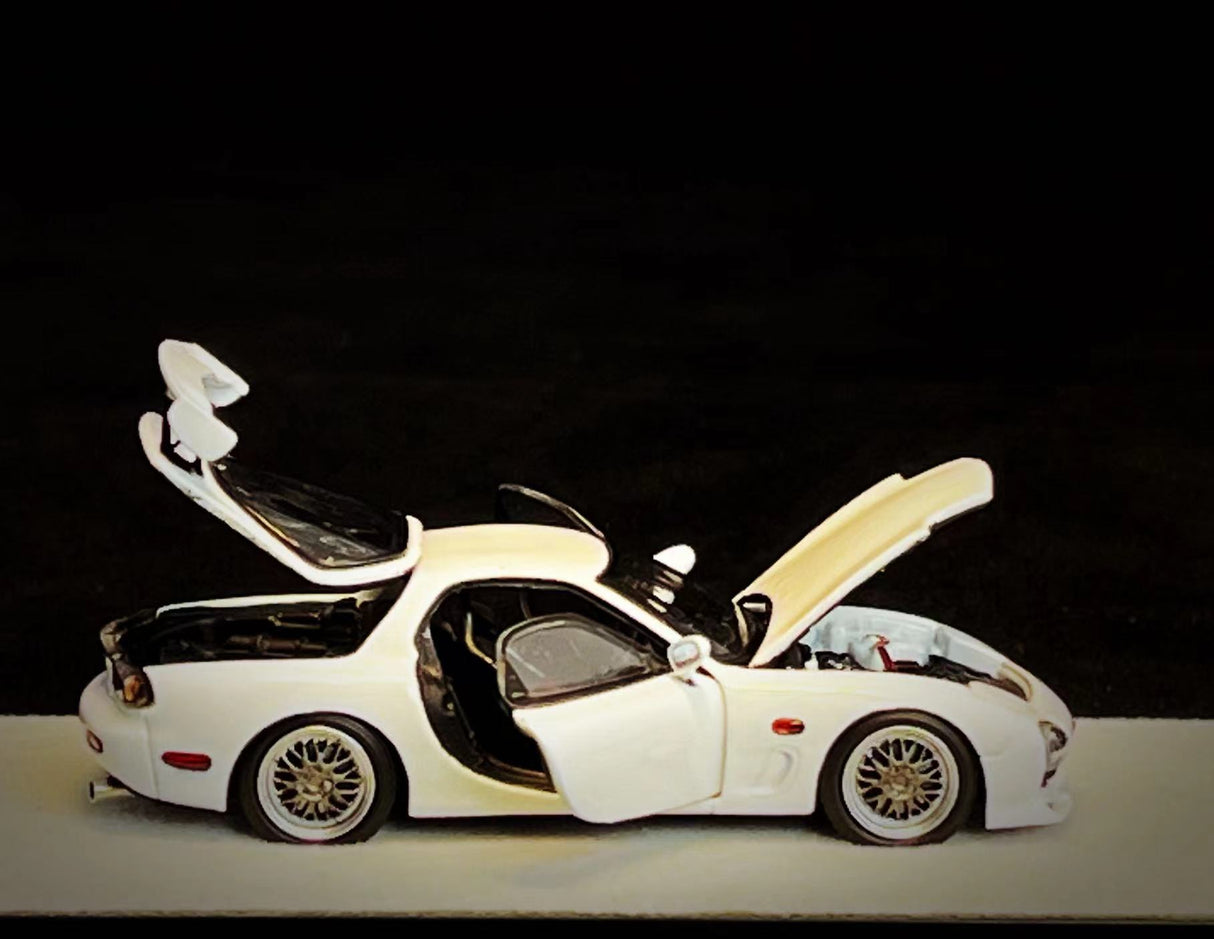 PGM Models 1:64 Mazda RX-7 (FD3S) in White Standard Square Base Version