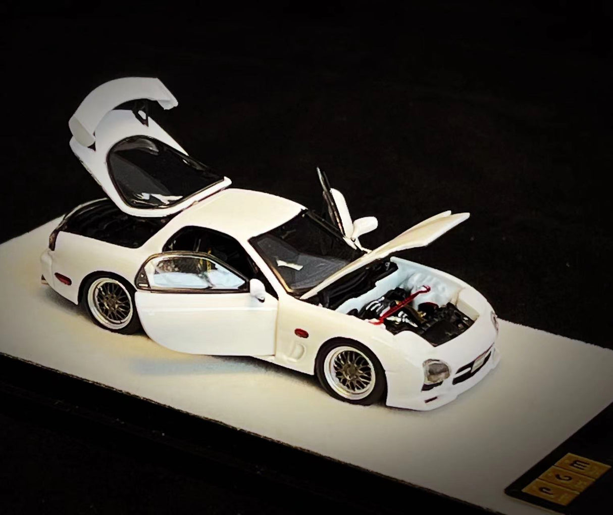 PGM Models 1:64 Mazda RX-7 (FD3S) in White Standard Square Base Version
