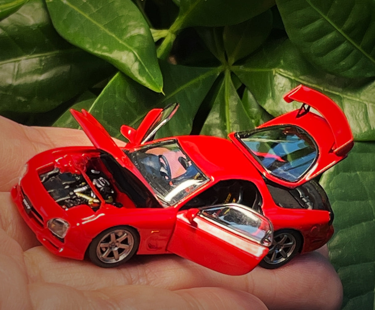 PGM Models 1:64 Mazda RX-7 (FD3S) in Red Luxury Round Base Version