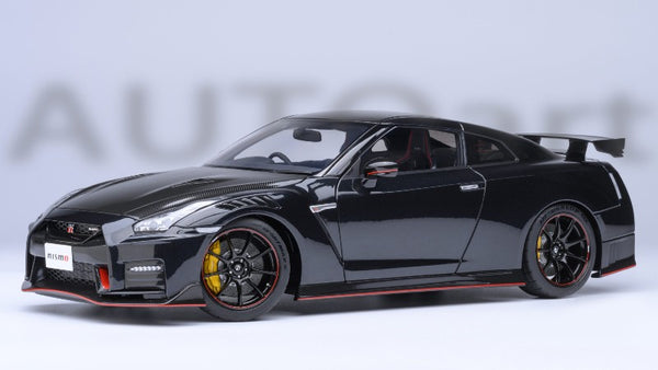 AUTOart 1:18 Nissan GT-R (R35) NISMO 2022 Special Edition in Meteor Flake Black Pearl