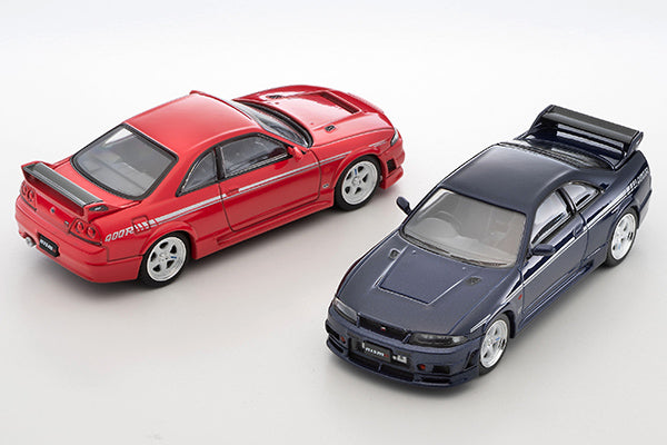 TomyTec 1:64 Nissan Skyline R33 NISMO 400R in Navy