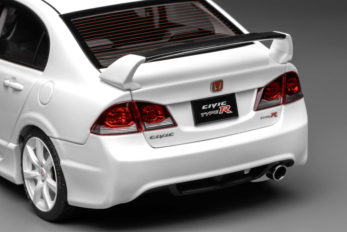 MotorHelix 1:18 Honda Civic Type-R (FD2) 2007 Facelift