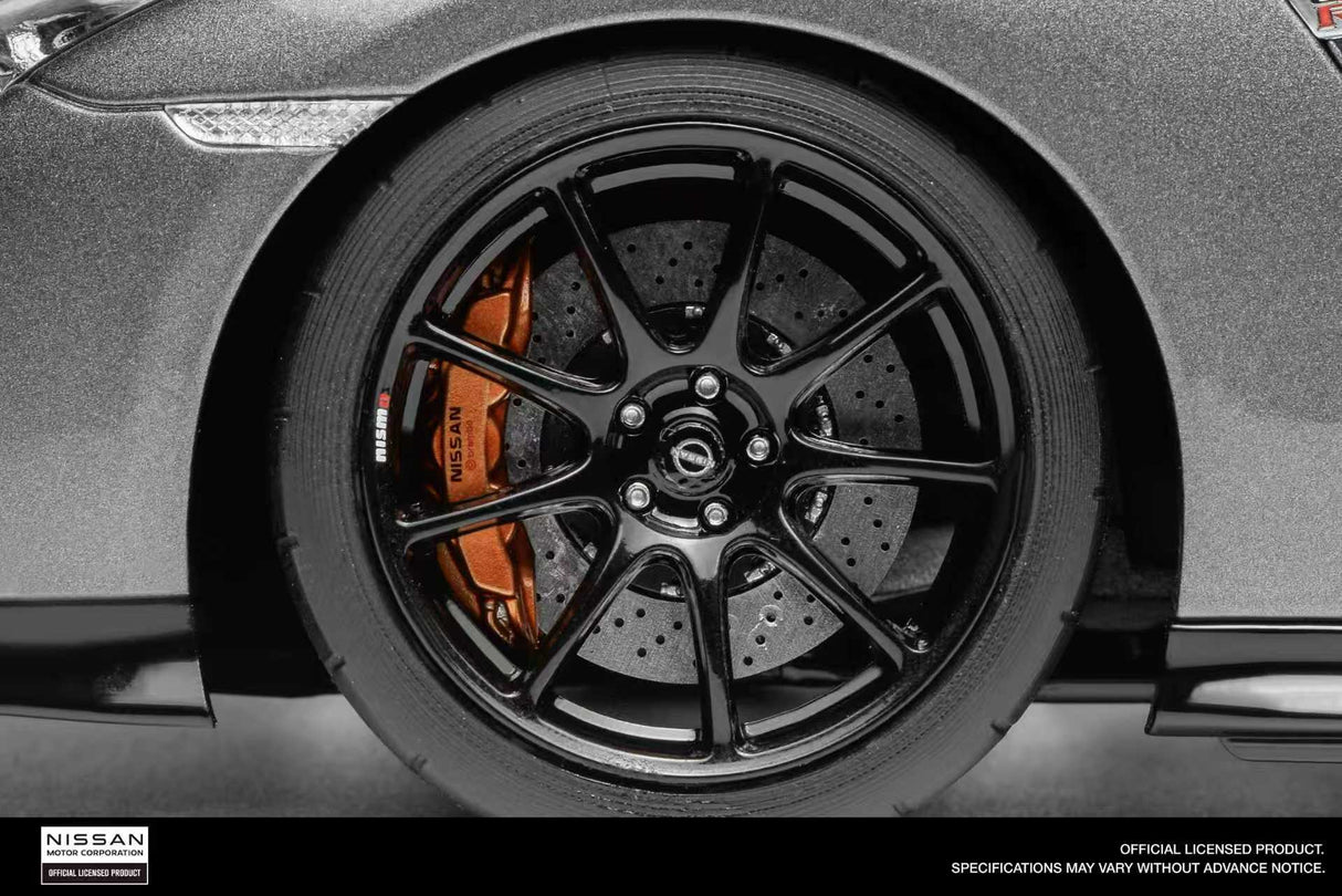 MotorHelix 1:18 Nissan Skyline GT-R Customized Version in Metallic Gray
