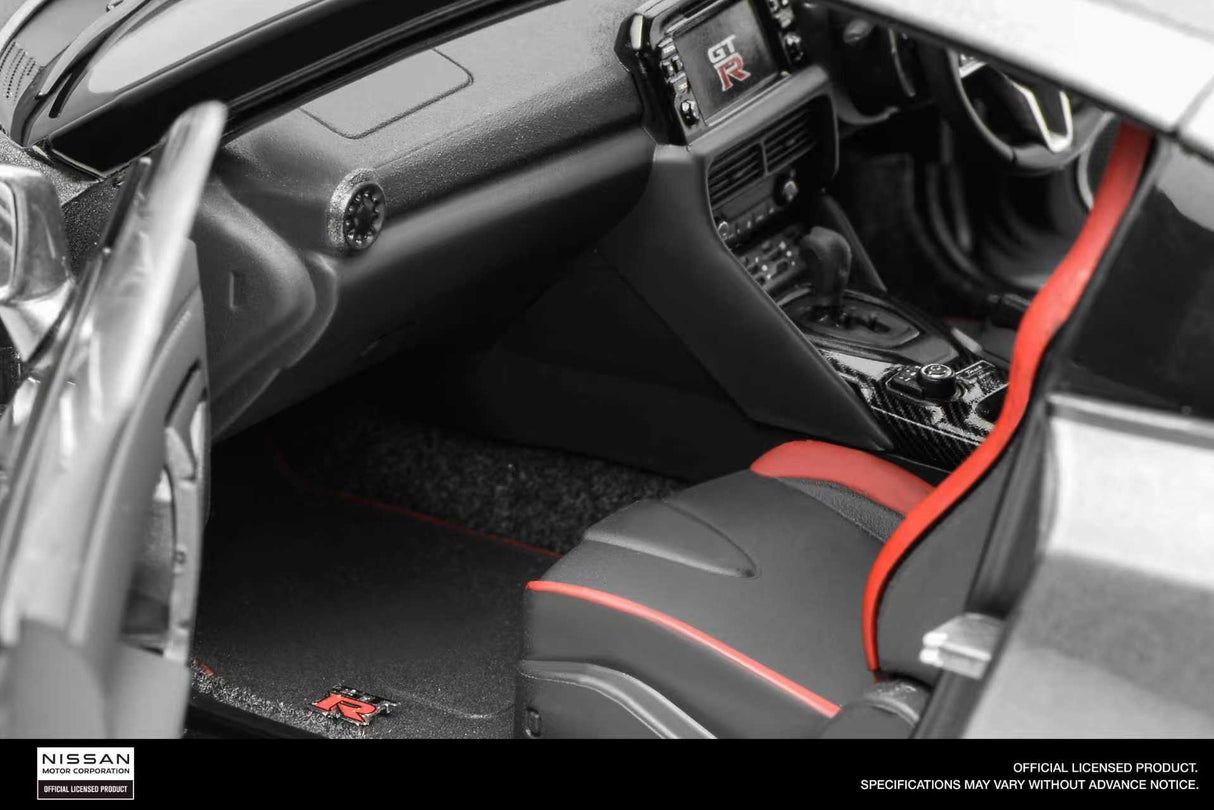 MotorHelix 1:18 Nissan Skyline GT-R Customized Version in Metallic Gray