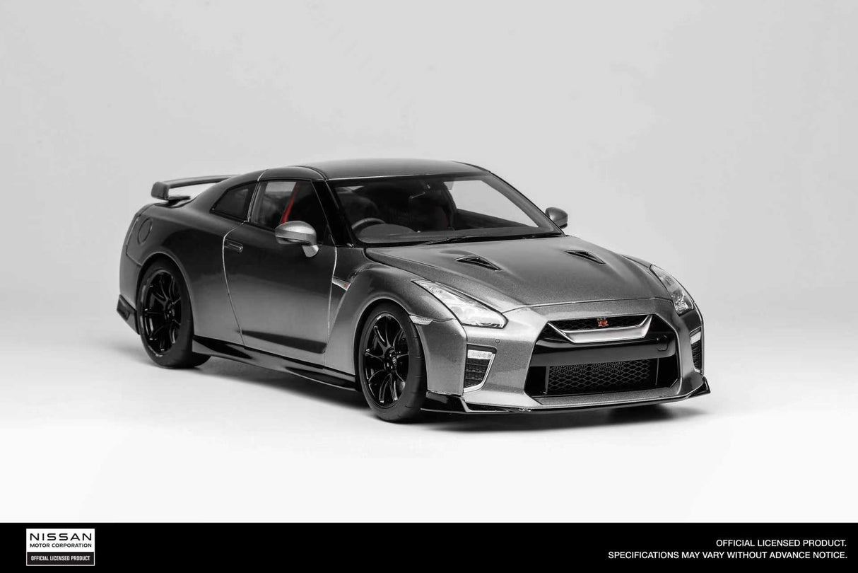 MotorHelix 1:18 Nissan Skyline GT-R Customized Version in Metallic Gray