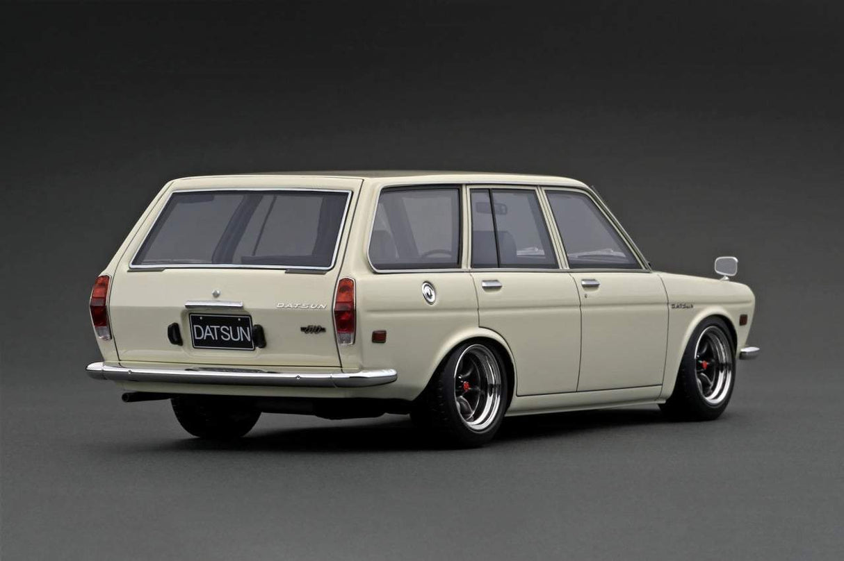 Ignition Model 1:18 Datsun Bluebired (510) Wagon in White