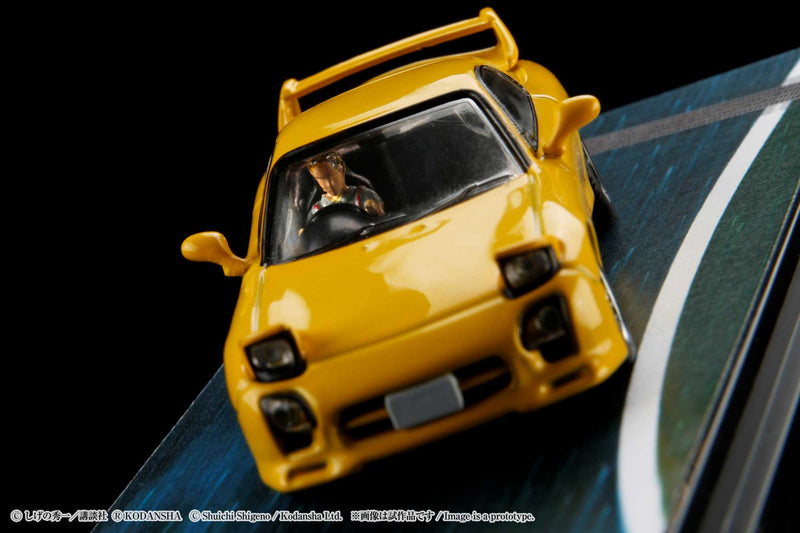 Hobby Japan 1/64 Mazda RX-7 (FD3S) Project D Keisuke Takahashi (Diorama Set)