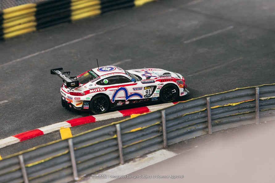 Tarmac Works 1:64 Mercedes-AMG GT3, Bathurst 12 Hour 2022, Craft-Bamboo Racing, M. Engel / D. Juncadella / K. Tse