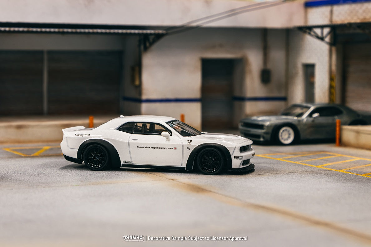 Tarmac Works 1:64 Dodge Challenger SRT Hellcat LB WORKS in White
