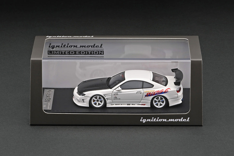 Ignition Model 1:43 Nissan Silvia (S15) Vertex Edition in White with Engine Display