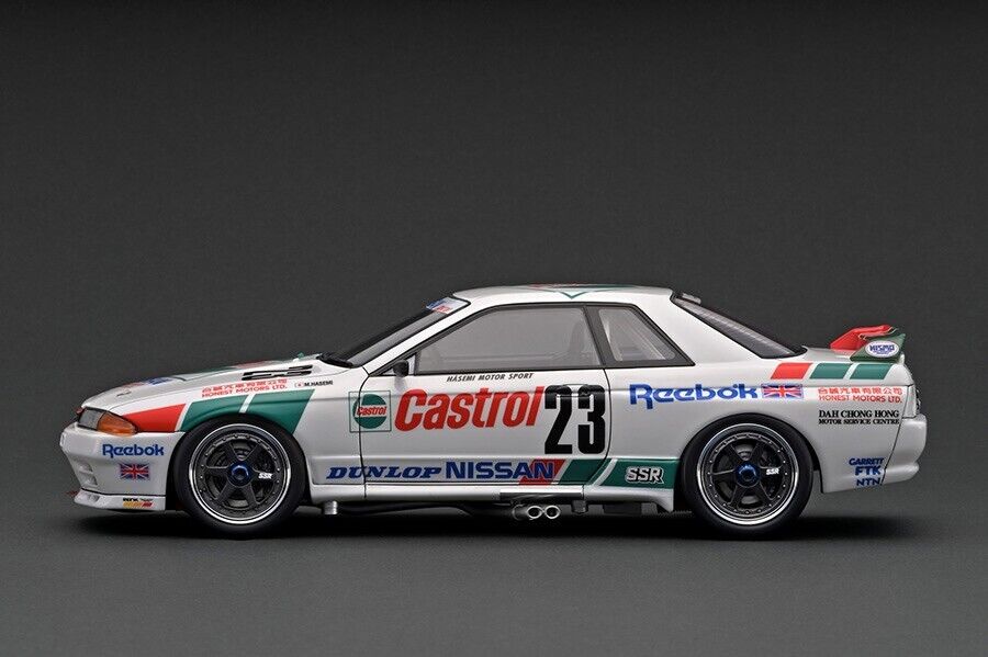 Ignition Model 1:18 Nissan Skyline GT-R (BNR32) CASTROL (#23) 1990 Macau with Engine